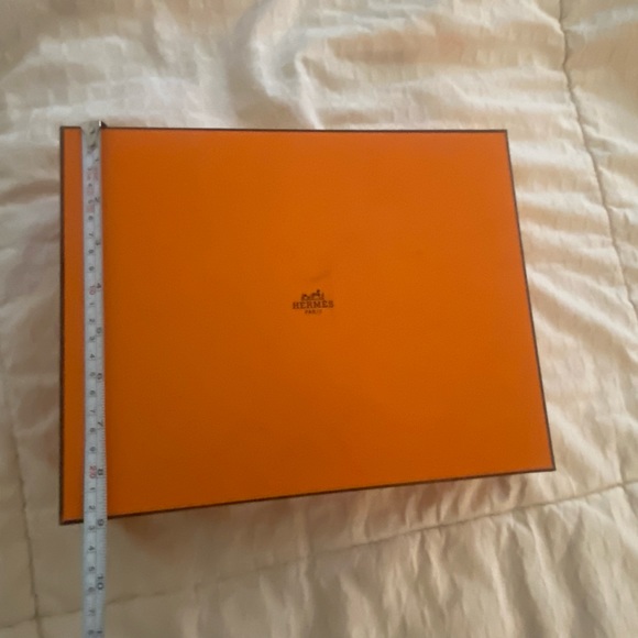Hermes box - Picture 1 of 2